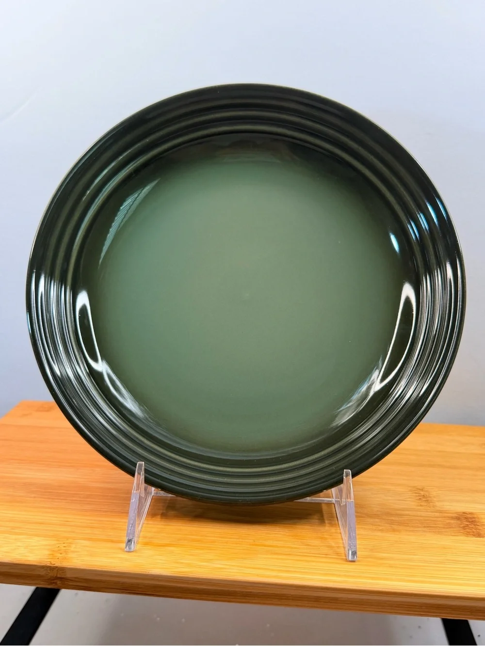 Le Creuset Stoneware Set of 4 Pasta Bowls 8.5 Inch, THYME - NEW